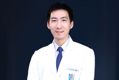 張宏壽 醫師专治減重、感冒、失眠、腹瀉、便秘、胃炎、高血壓、氣喘、腸胃機能障礙、體質調整、中風後遺症、艾灸、扭傷挫傷拉傷、腰痛、坐骨神經痛、運動傷害、網球肘、調節筋骨、活絡筋骨、五十肩、多年痠痛、電腦肩、肩頸痠痛、整脊理筋
